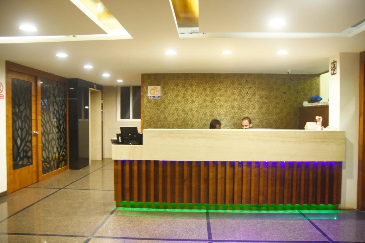Hotel Om International Gokarna  Esterno foto