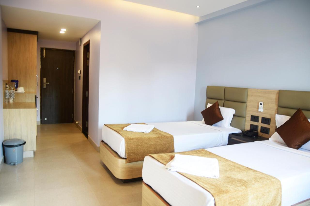 Hotel Om International Gokarna  Esterno foto